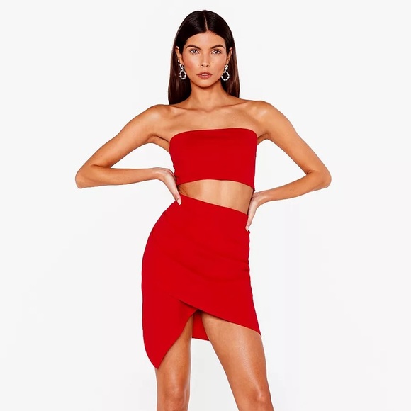 Nasty Gal red bandeau top and wrap skirt set - US size 0 - Picture 1 of 6